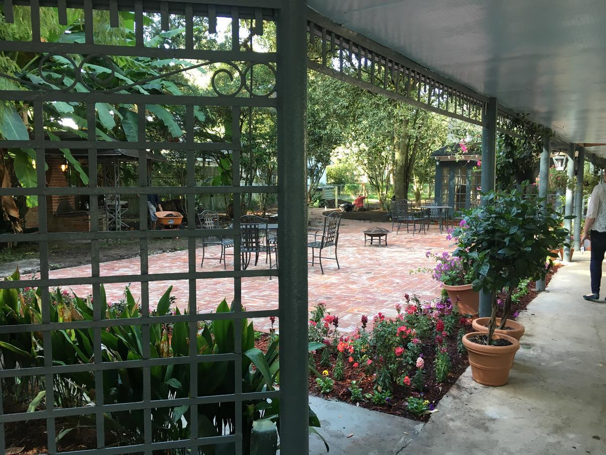 Maison Mouton Bed & Breakfast 4* Lafayette