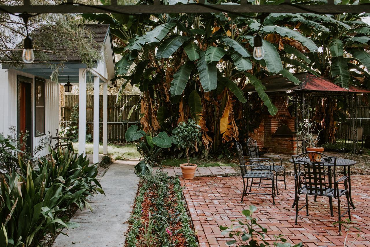 Maison Mouton Bed & Breakfast 4* Lafayette